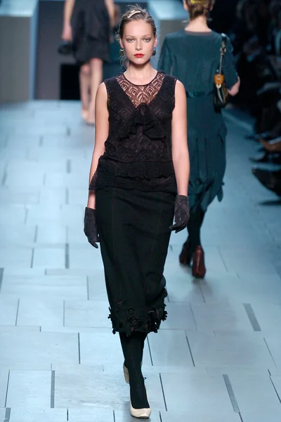 Look 35